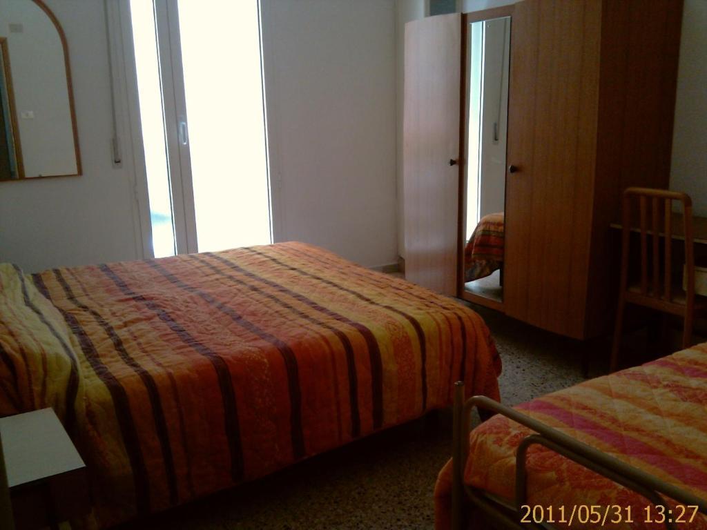 Hotel Leda Римини Экстерьер фото