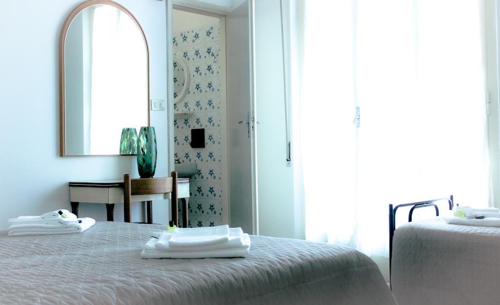 Hotel Leda Римини Номер фото